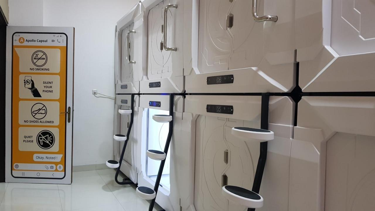 Apollo Capsule Hotel Ende Exterior foto