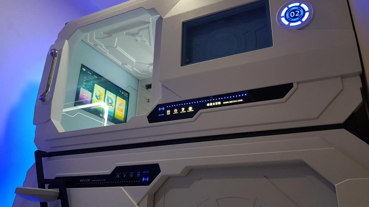 Apollo Capsule Hotel Ende Exterior foto